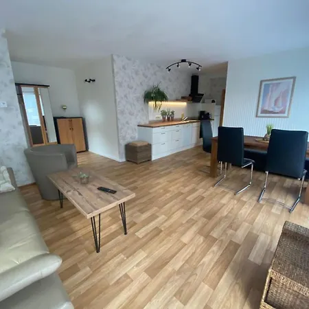 Appartement Geraeumige In Mit Terrasse- Garten Und Grill By Interhome Bad Elster