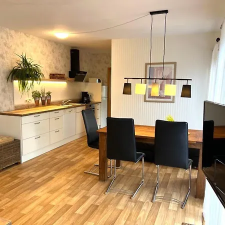 Geraeumige In Mit Terrasse- Garten Und Grill By Interhome *